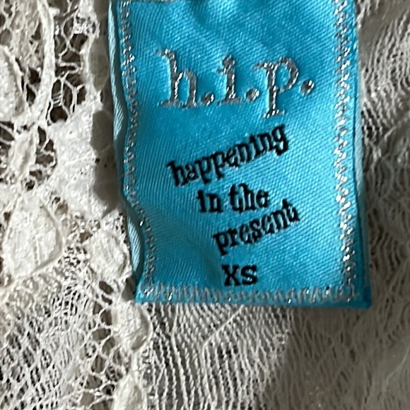 H.I.P Happening in the Present short sleeve flirty lace shirt size xs - Picture 7 of 7